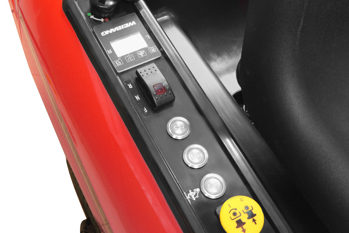 TRATTORINO A BATTERIA LAMA TAGLIO 81 CM PER SUPERFICE DI 6000 MQ MODELLO: WB81EC-B | Cirocco Garden